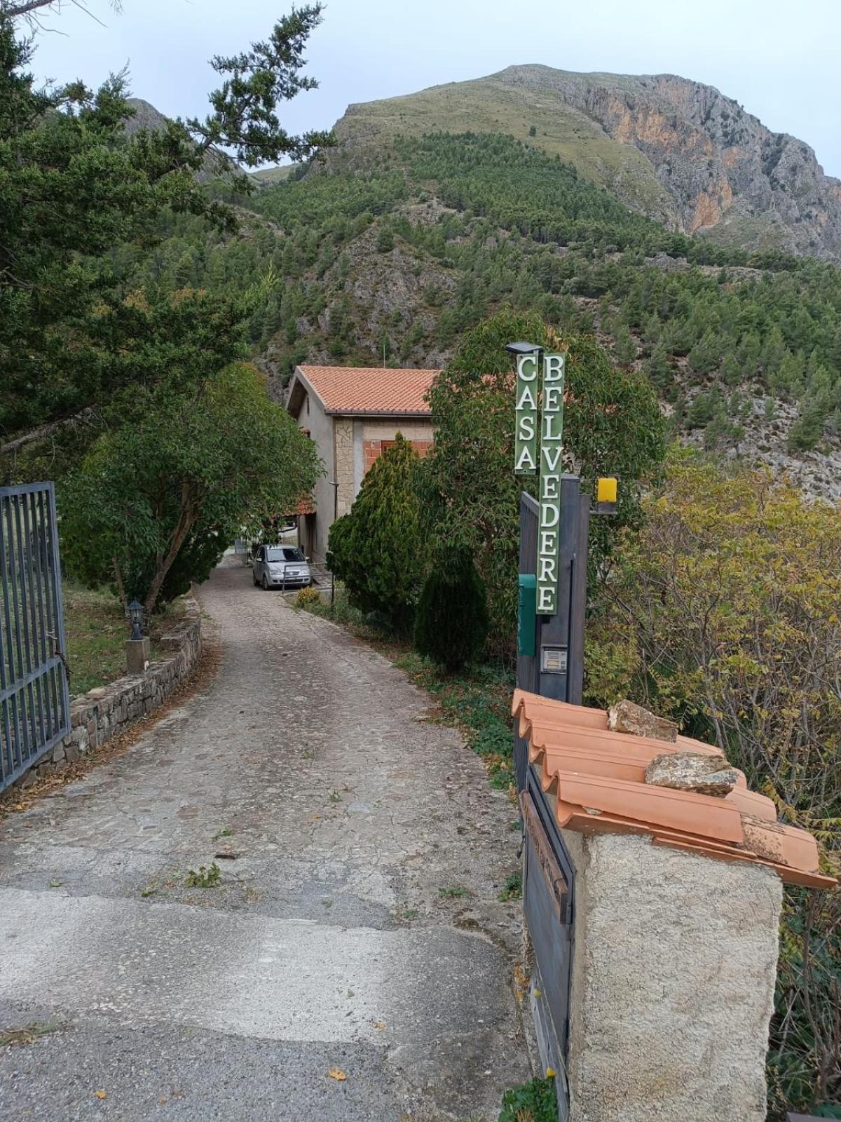 Casa Belvedere Isnello Bagian luar foto